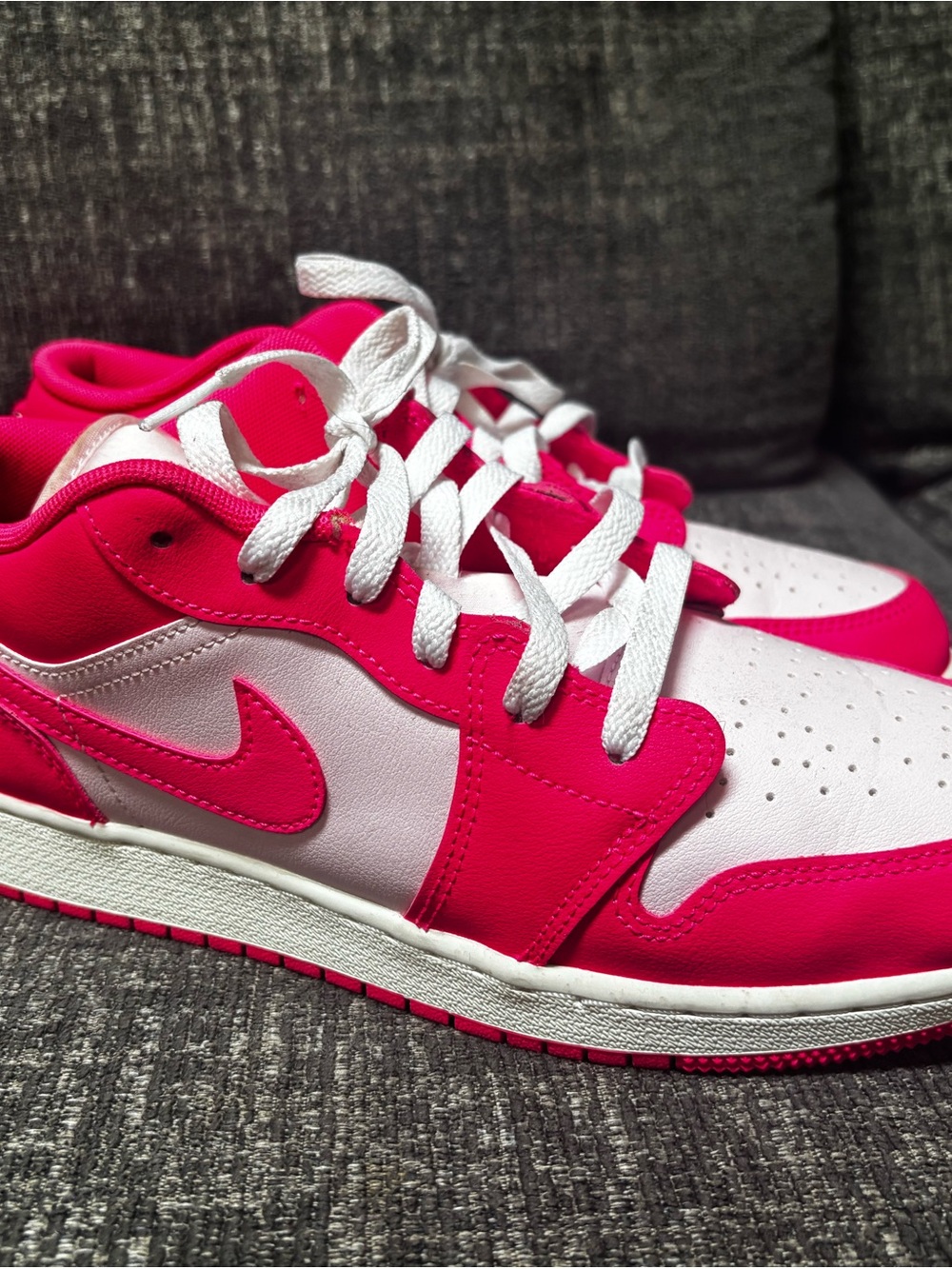 Nike Kids Pink and White Low-Top Sneakers
